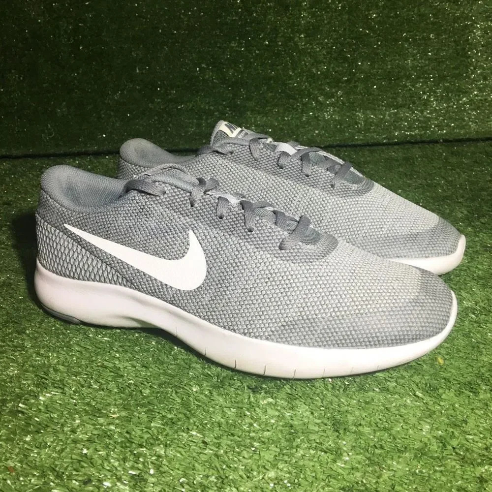 Kids Nike tennis shoes size 7Y womens 8.5 flex experience RN7 gray/white running